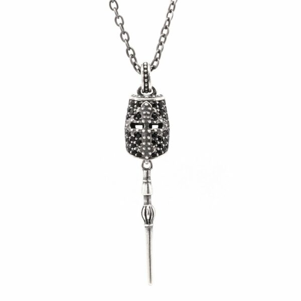Collana Elmo Giostratore Lancia Pietre Black