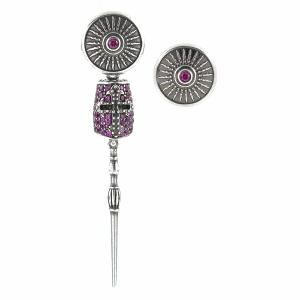 Orecchini Lancia d'Oro Asimmetrici Pietre Ruby