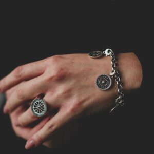 charm bracciale rolo rosone otranto moschettone