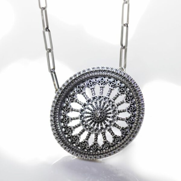 orvieto rosette necklace