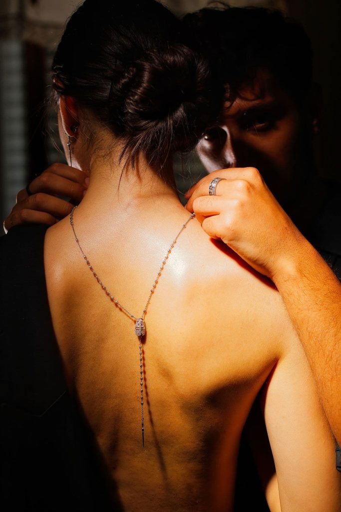 Collana rosario collezione cavaliere indossata