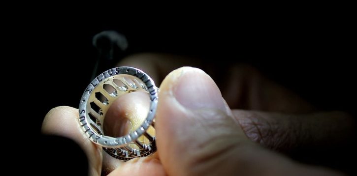 What is 925 silver?